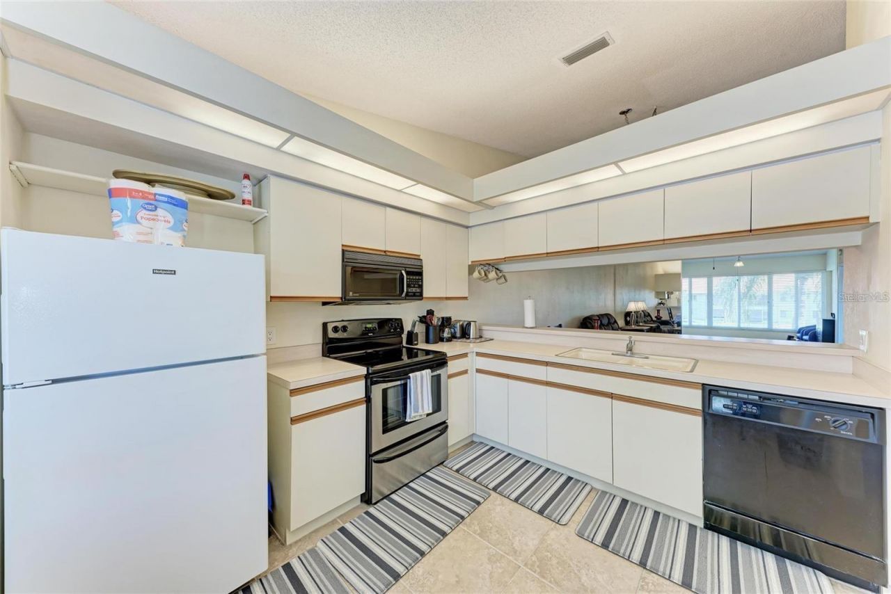 4366 Madeira Court, Unit 3356, Sarasota, FL 34233 Photo