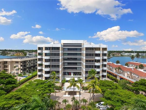 3100 Gulf Shore BLVD N, Unit 303, NAPLES, FL 34103