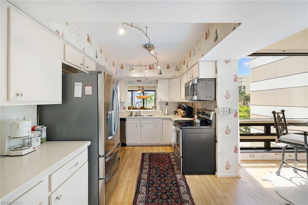 3100 Gulf Shore Blvd N, Unit 303, Naples, FL 34103 Photo