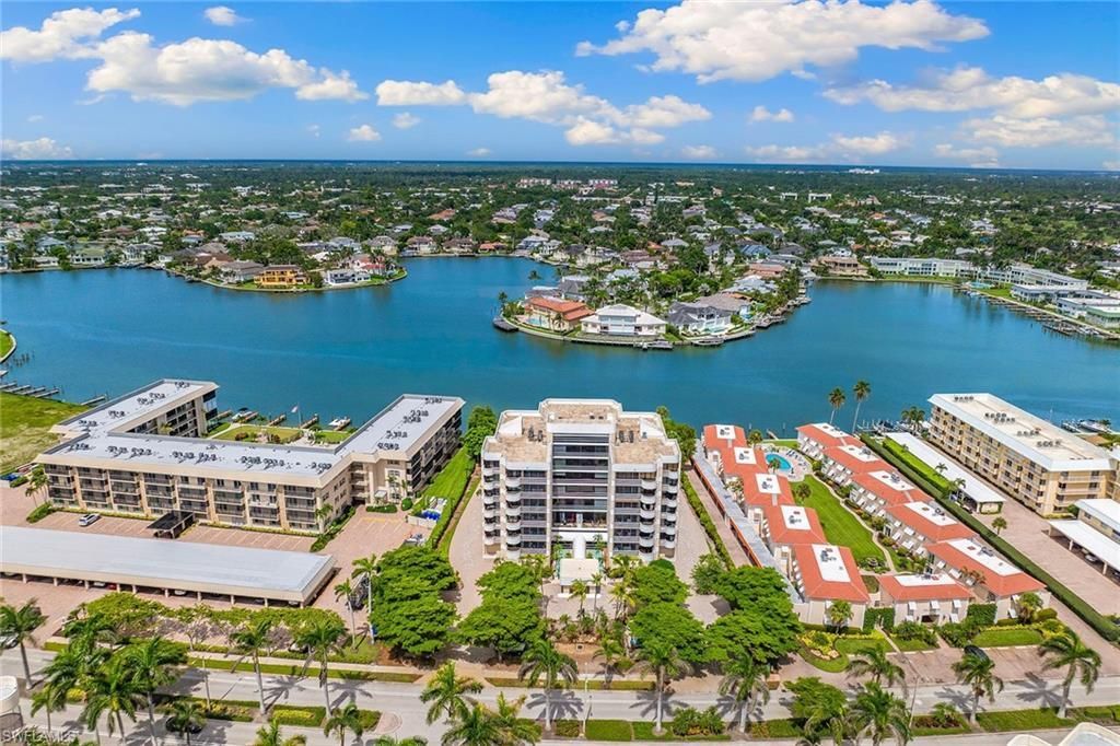 3100 Gulf Shore Blvd N, Unit 403, Naples, FL 34103 Photo