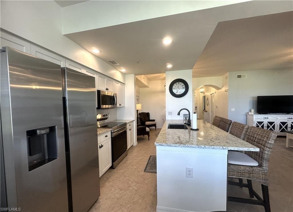 2720 Cypress Trace Cir, Unit 2928, Naples, FL 34119 Photo