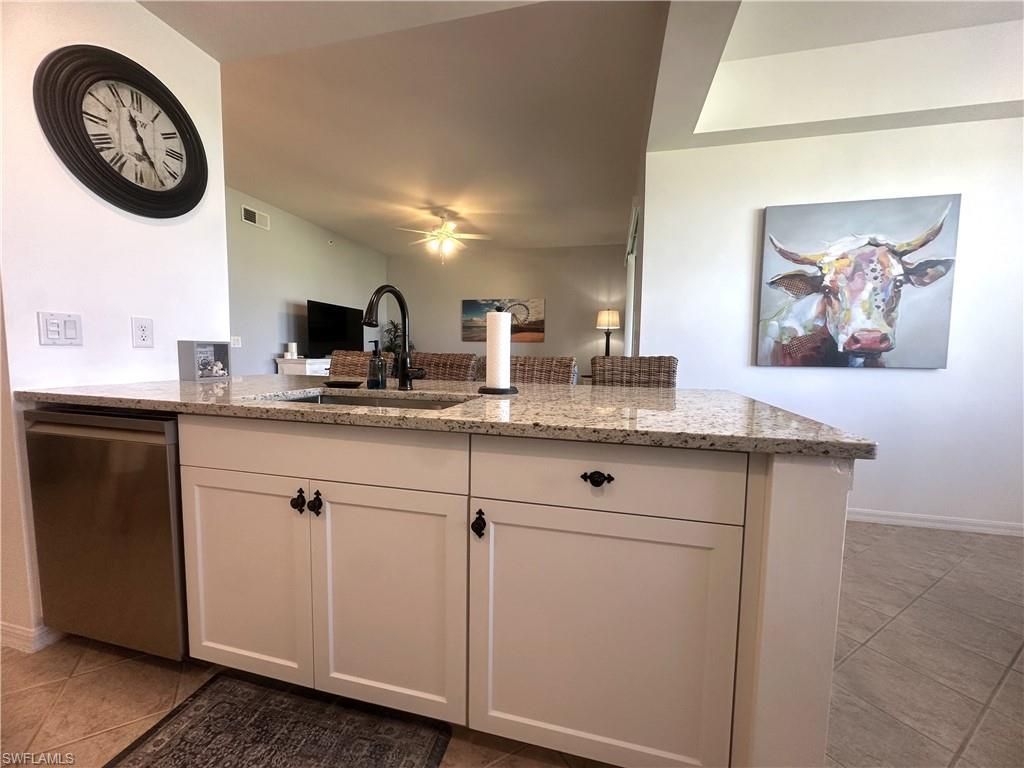 2720 Cypress Trace Cir, Unit 2928, Naples, FL 34119 Photo