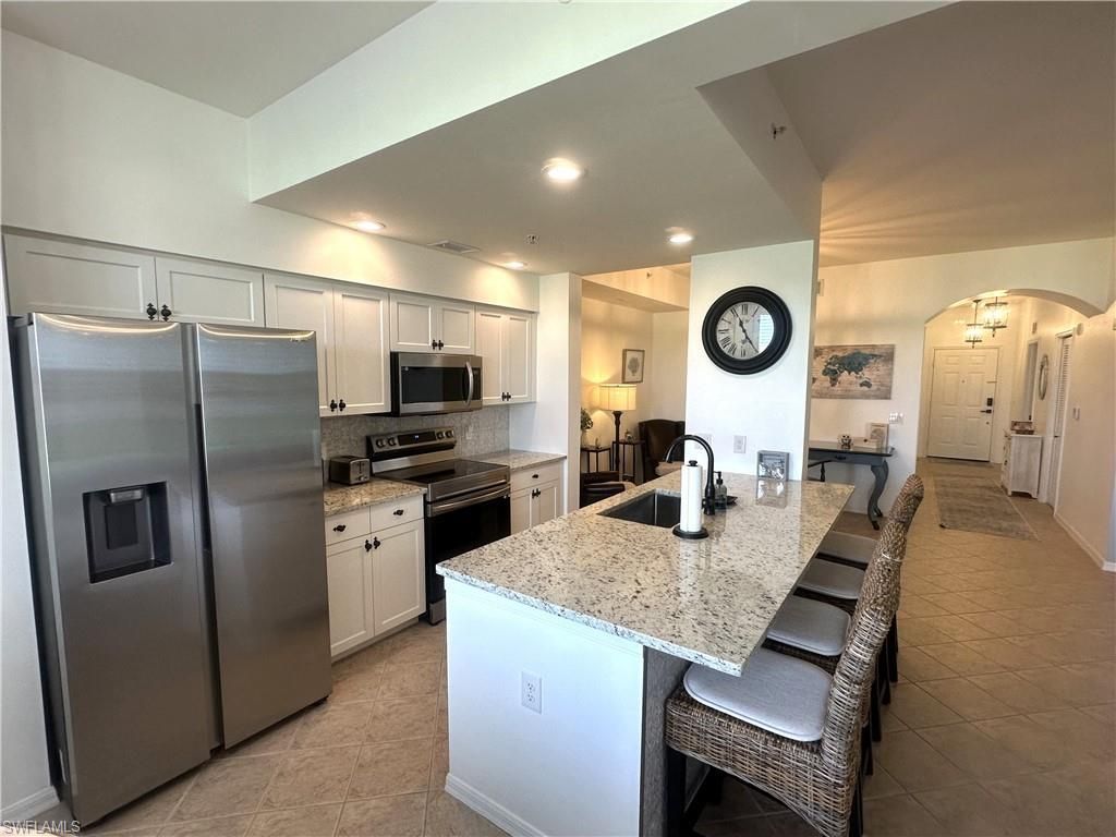 2720 Cypress Trace Cir, Unit 2928, Naples, FL 34119 Photo