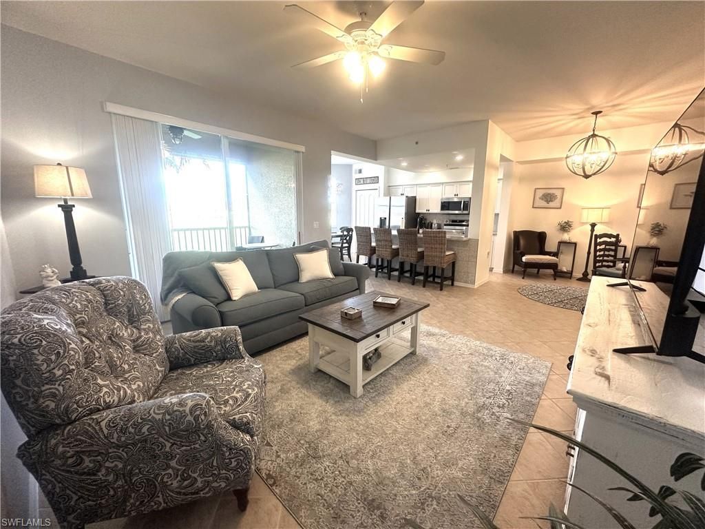 2720 Cypress Trace Cir, Unit 2928, Naples, FL 34119 Photo