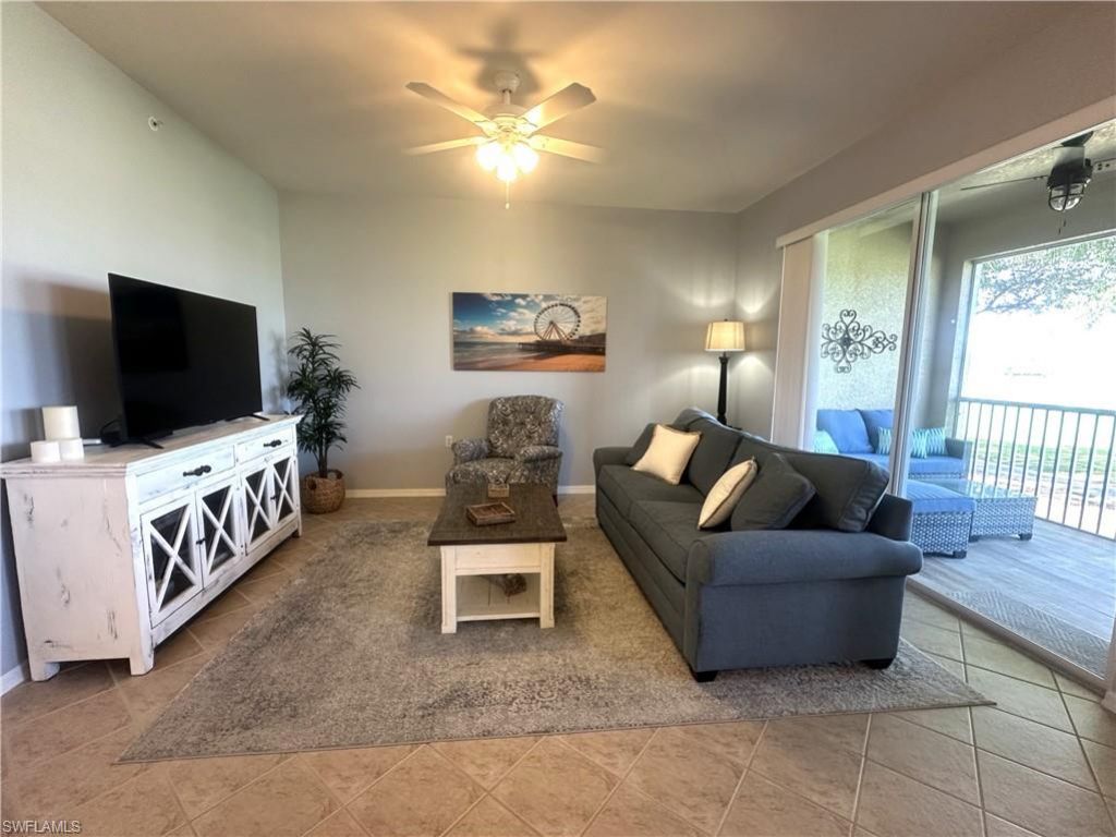 2720 Cypress Trace Cir, Unit 2928, Naples, FL 34119 Photo