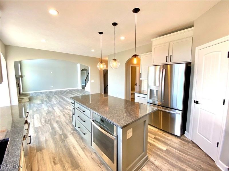 2273 Ledgestone Drive NW, Uniontown, OH 44685 Photo 12