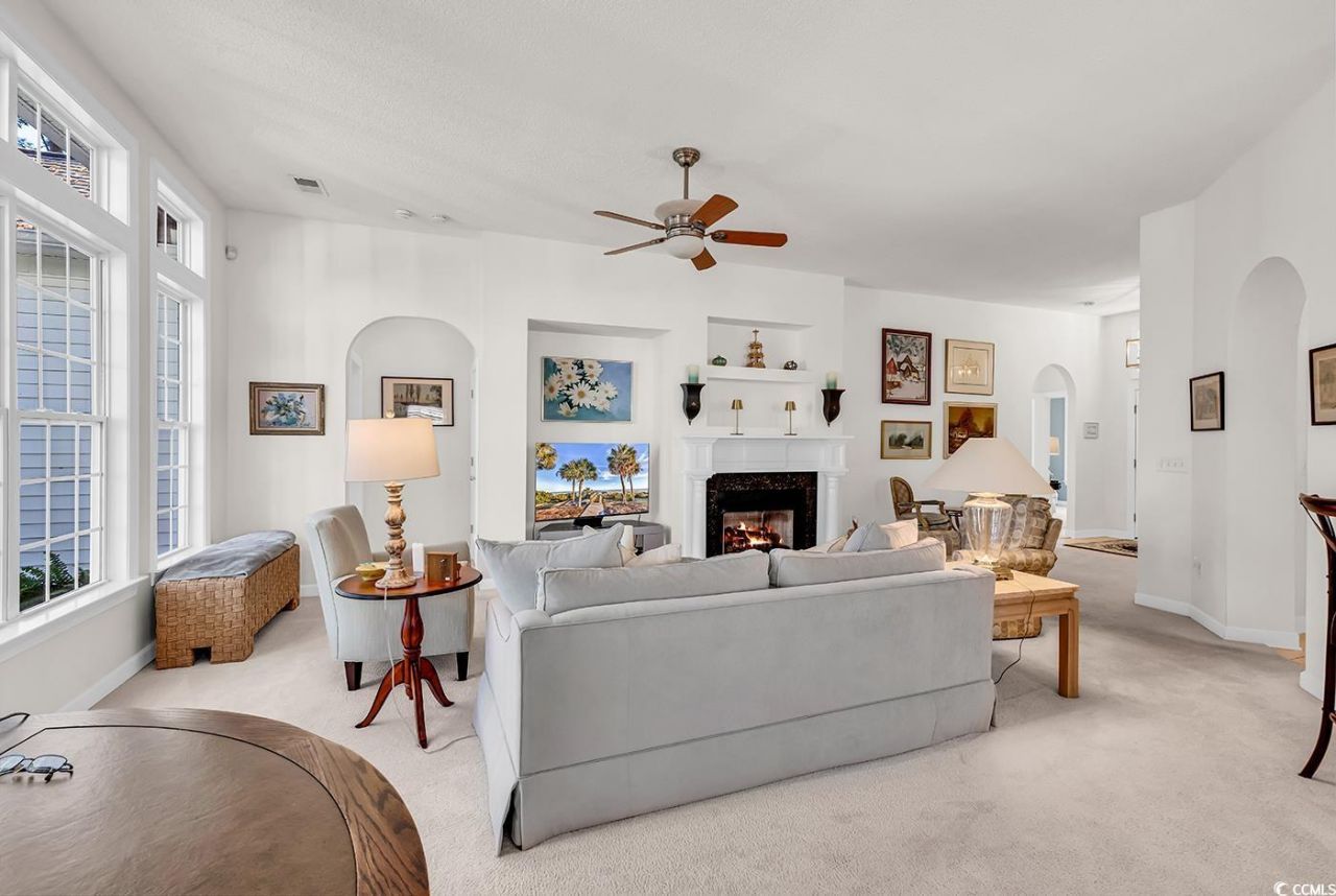 6443 Longwood Dr. Photo 12