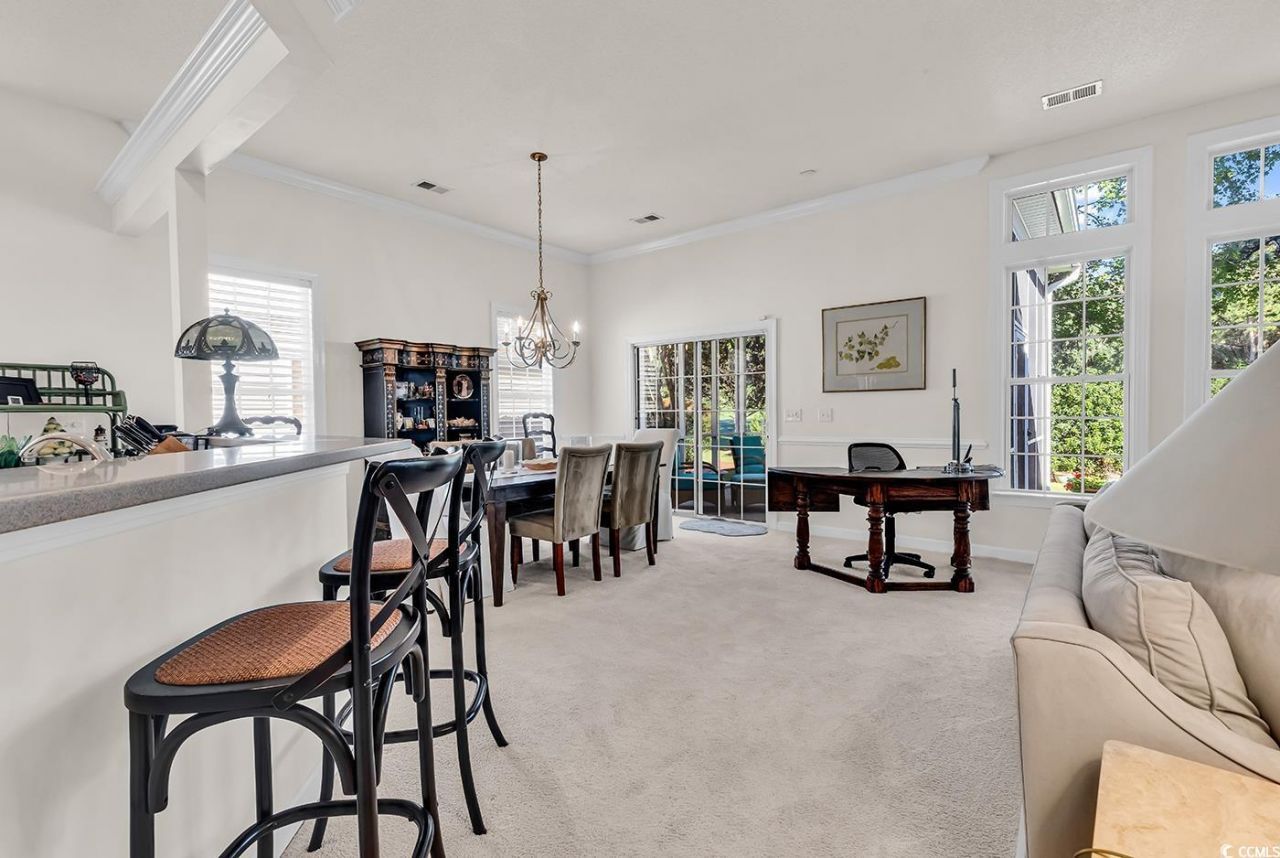 6443 Longwood Dr. Photo 21