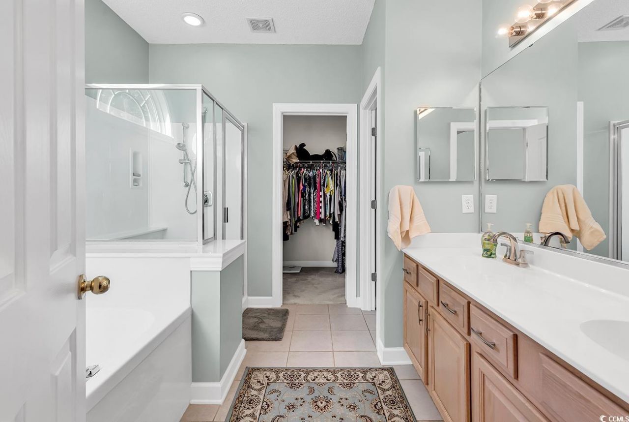 6443 Longwood Dr. Photo 25