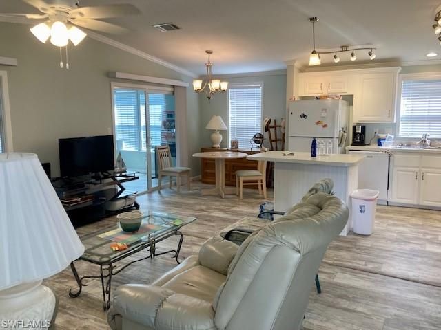 325 Shoreland Dr, Fort Myers, FL 33905 Photo