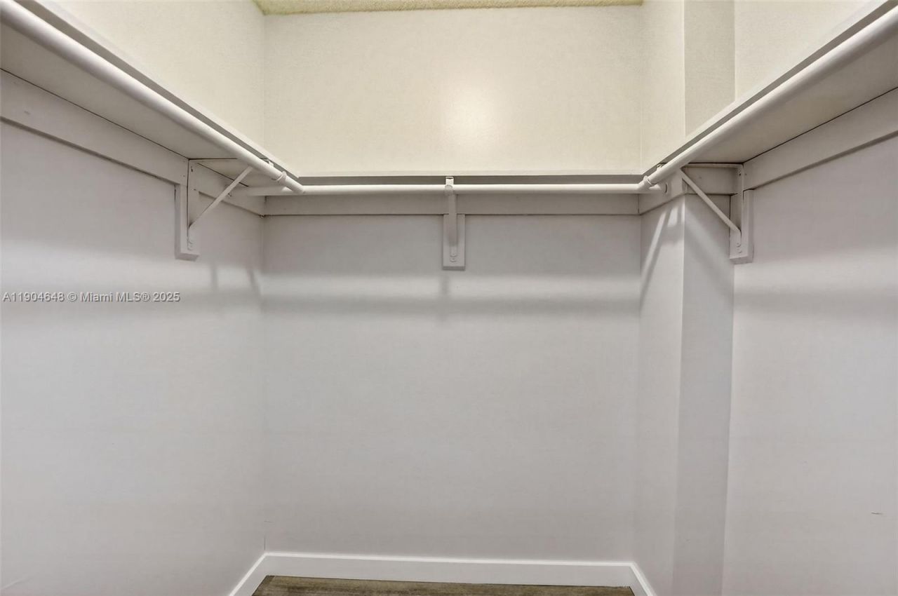 6500 Cypress Rd, Unit 410, Plantation, FL 33317 Photo