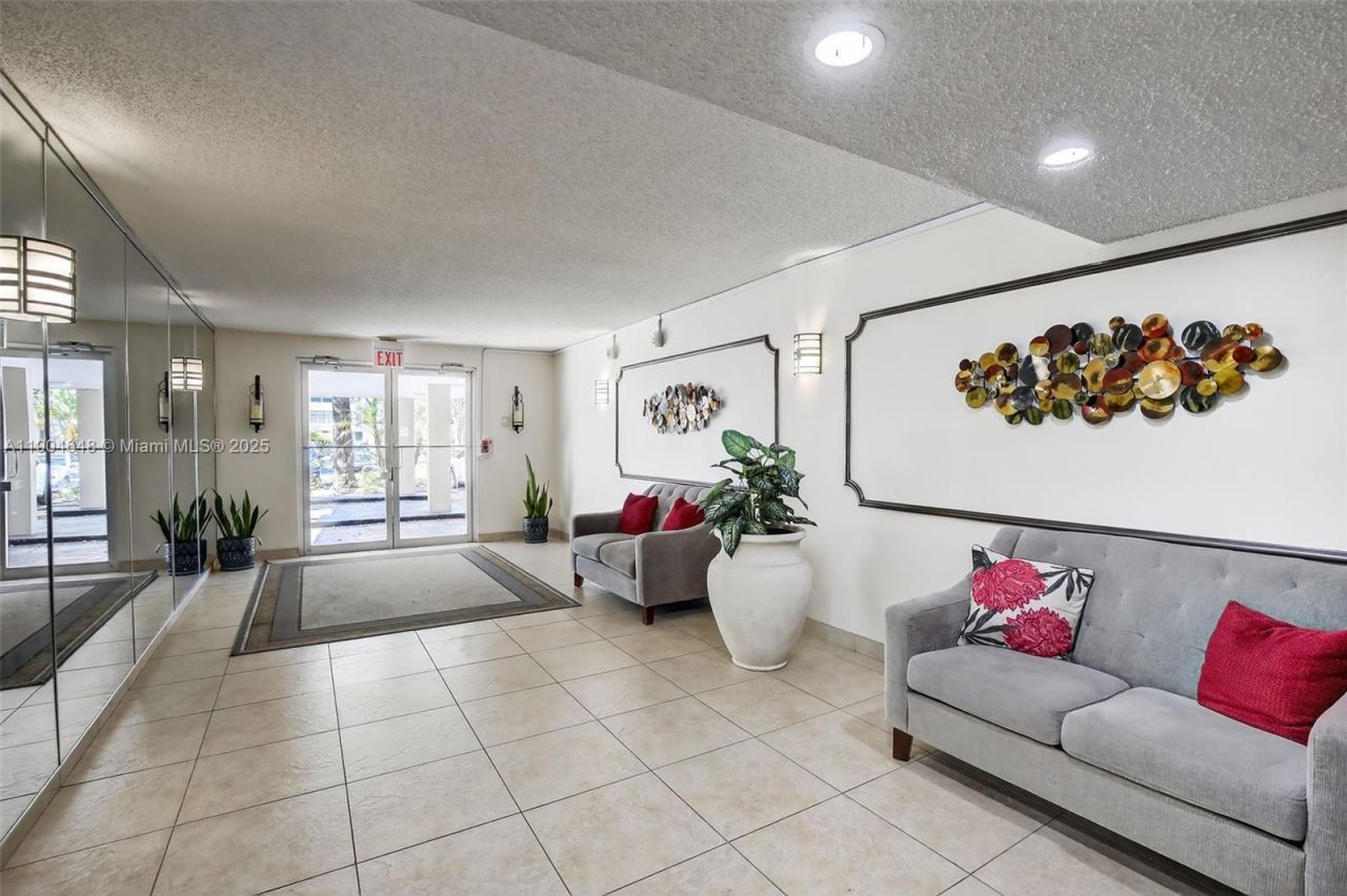 6500 Cypress Rd, Unit 410, Plantation, FL 33317 Photo