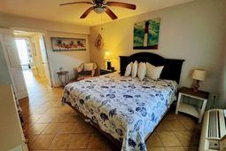 2406 N Ocean Blvd. photo 4