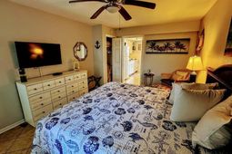 2406 N Ocean Blvd. photo 4