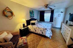 2406 N Ocean Blvd. photo 4