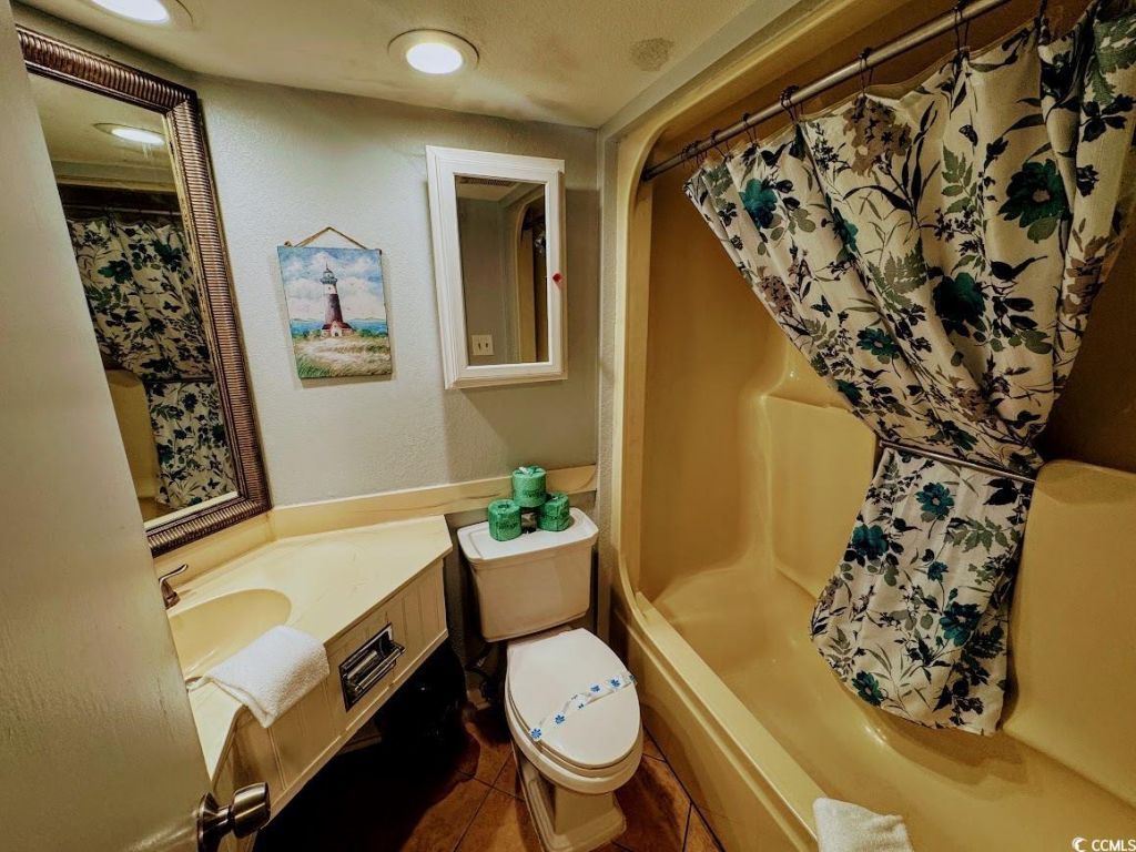 2406 N Ocean Blvd. Photo 8