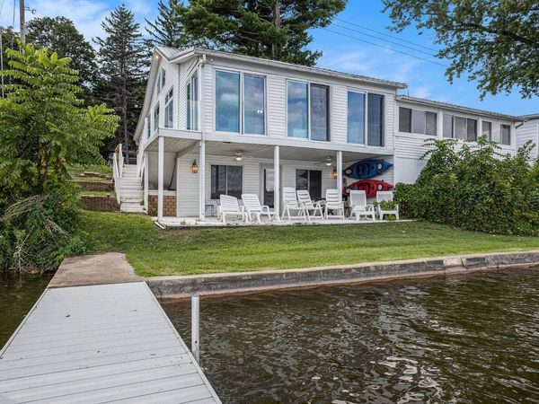 917 Elm Street, Colon, MI 49040