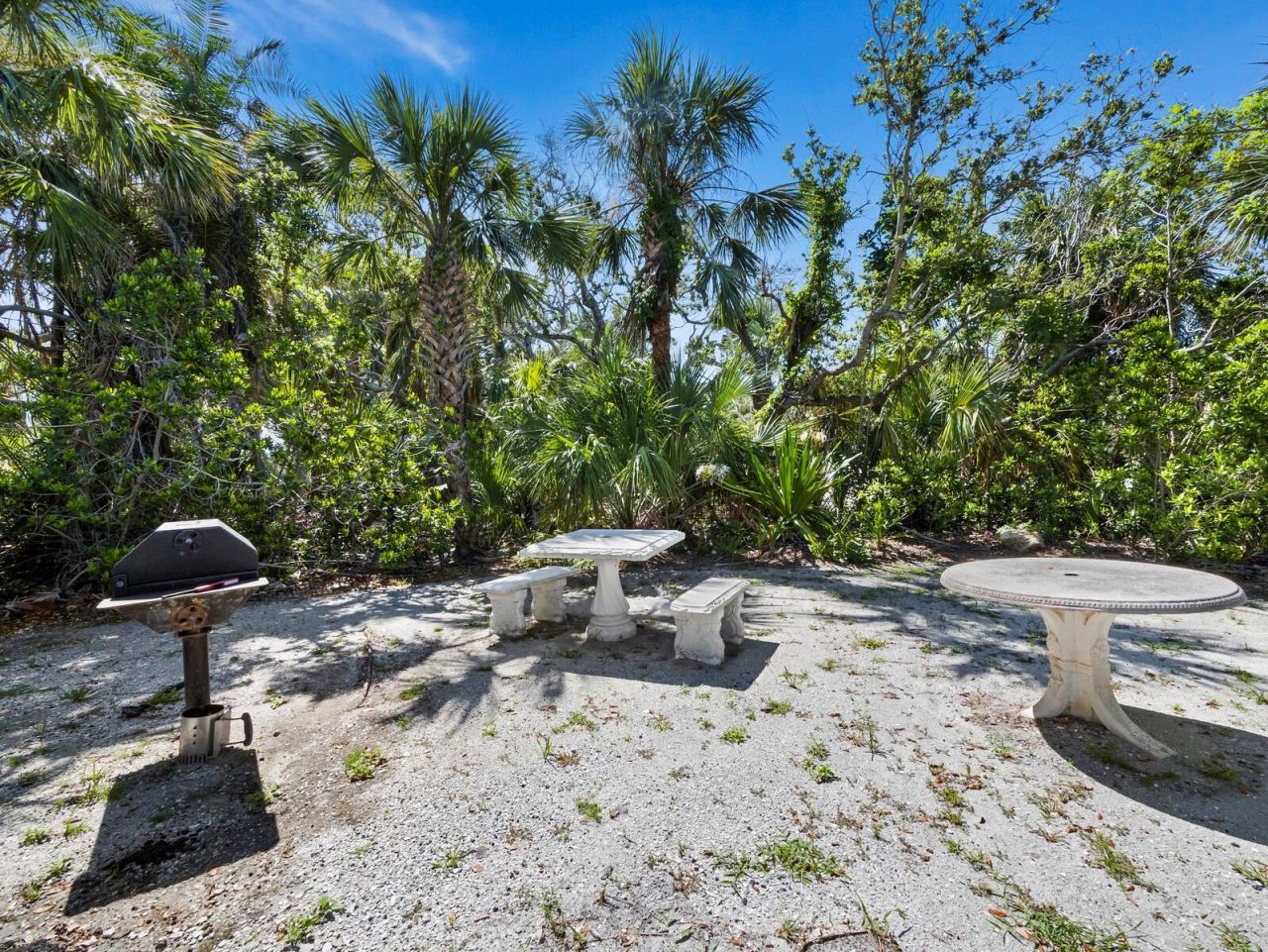 2850 Gulf Of Mexico Drive, Unit 2, Longboat Key, FL 34228 Photo