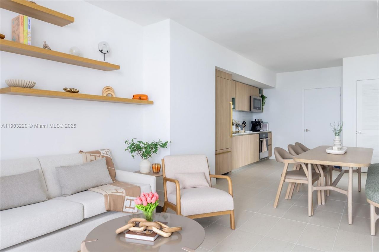 159 NE 6th St, Unit 3615, Miami, FL 33132 Photo