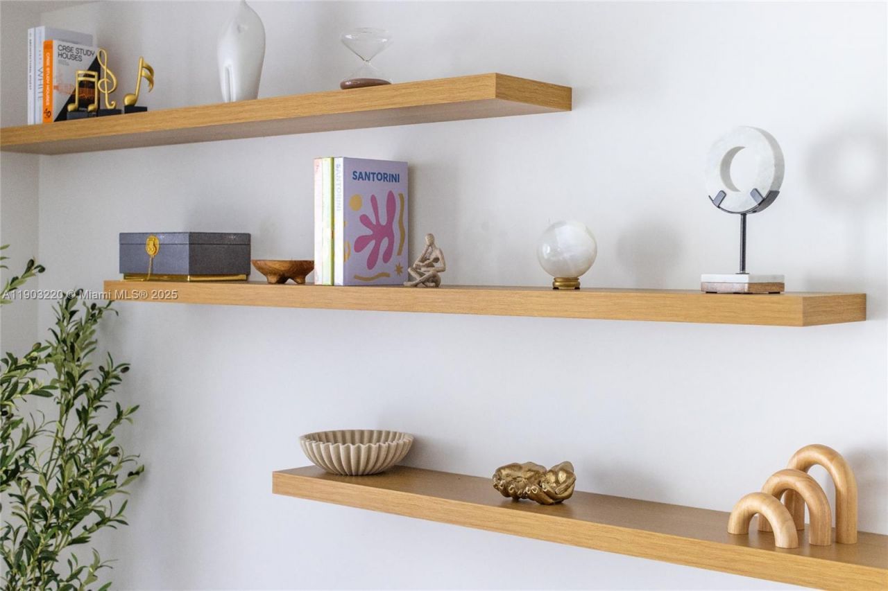 159 NE 6th St, Unit 3615, Miami, FL 33132 Photo