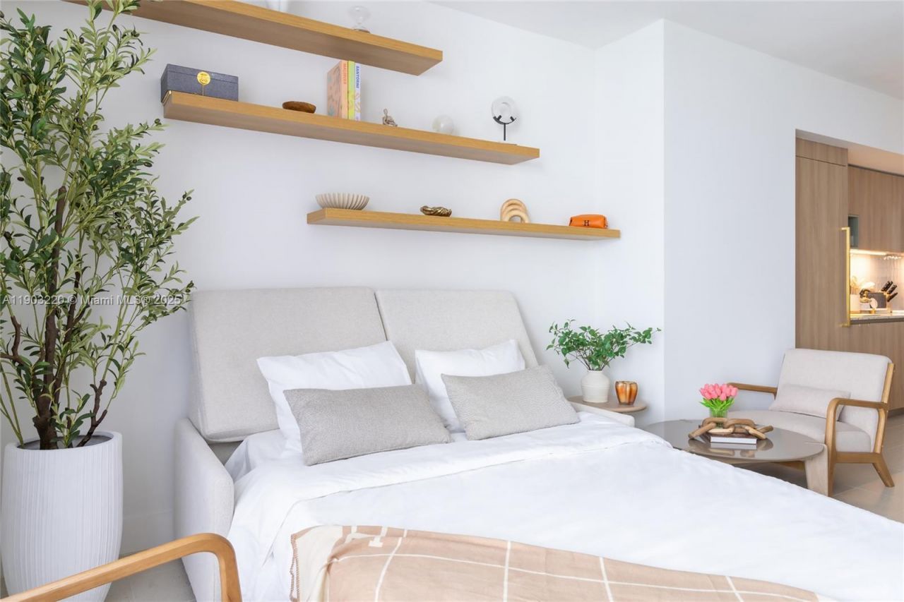 159 NE 6th St, Unit 3615, Miami, FL 33132 Photo