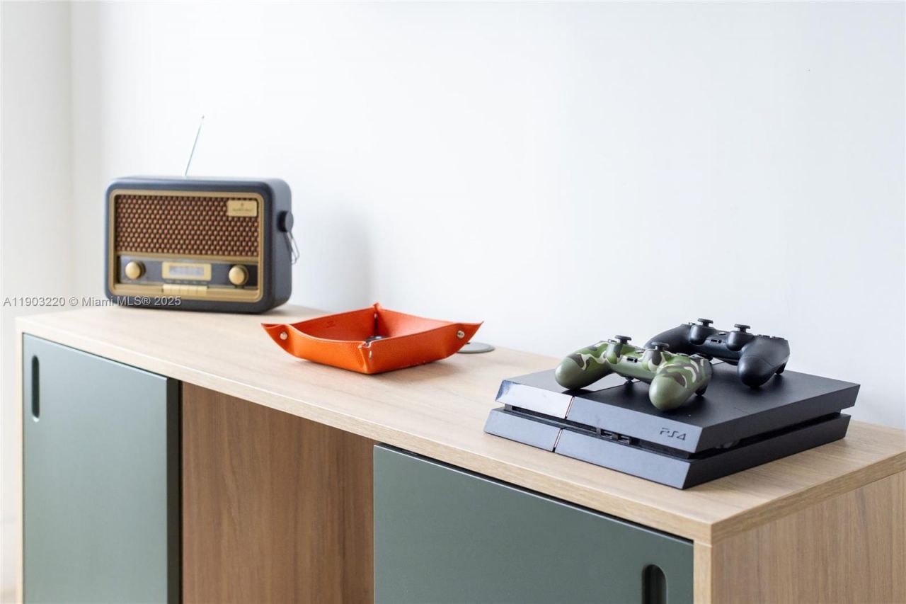 159 NE 6th St, Unit 3615, Miami, FL 33132 Photo