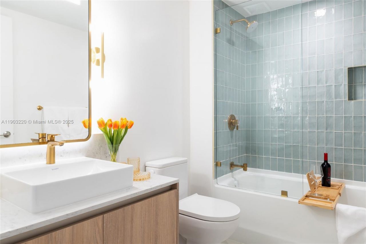 159 NE 6th St, Unit 3615, Miami, FL 33132 Photo