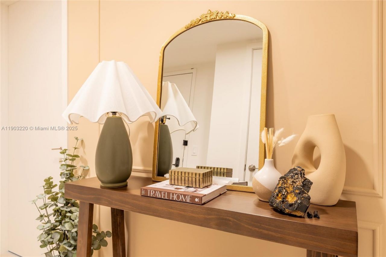 159 NE 6th St, Unit 3615, Miami, FL 33132 Photo