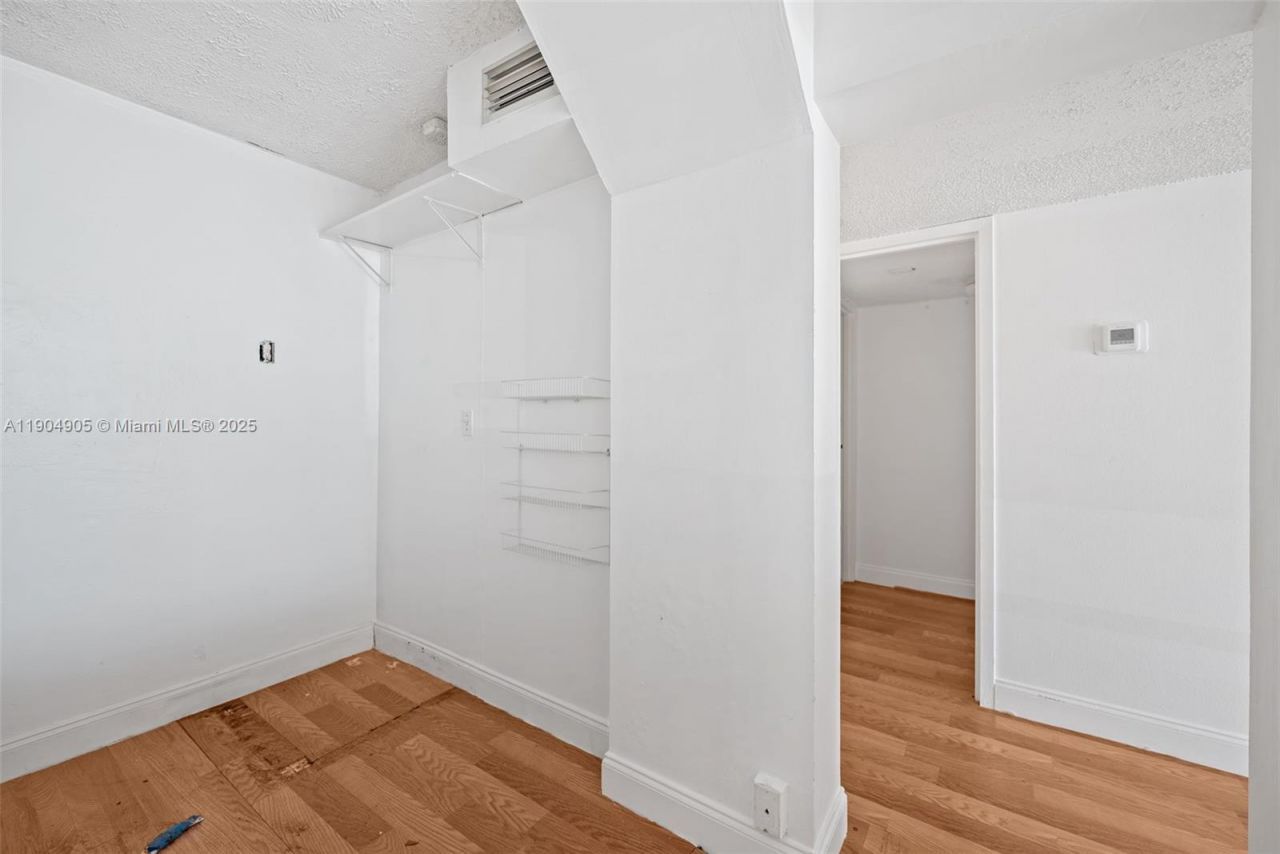 200 172nd St, Unit 108, Sunny Isles Beach, FL 33160 Photo