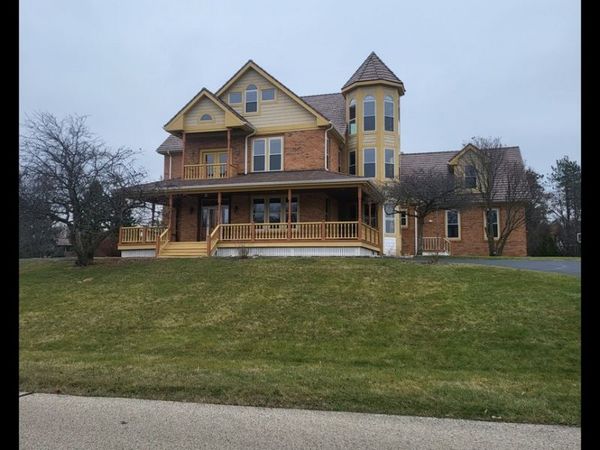 1320 Bull Valley Drive, Woodstock, IL 60098