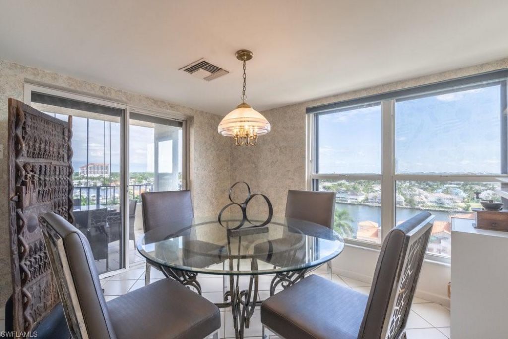 4451 Gulf Shore Blvd N, Unit 1005, Naples, FL 34103 Photo