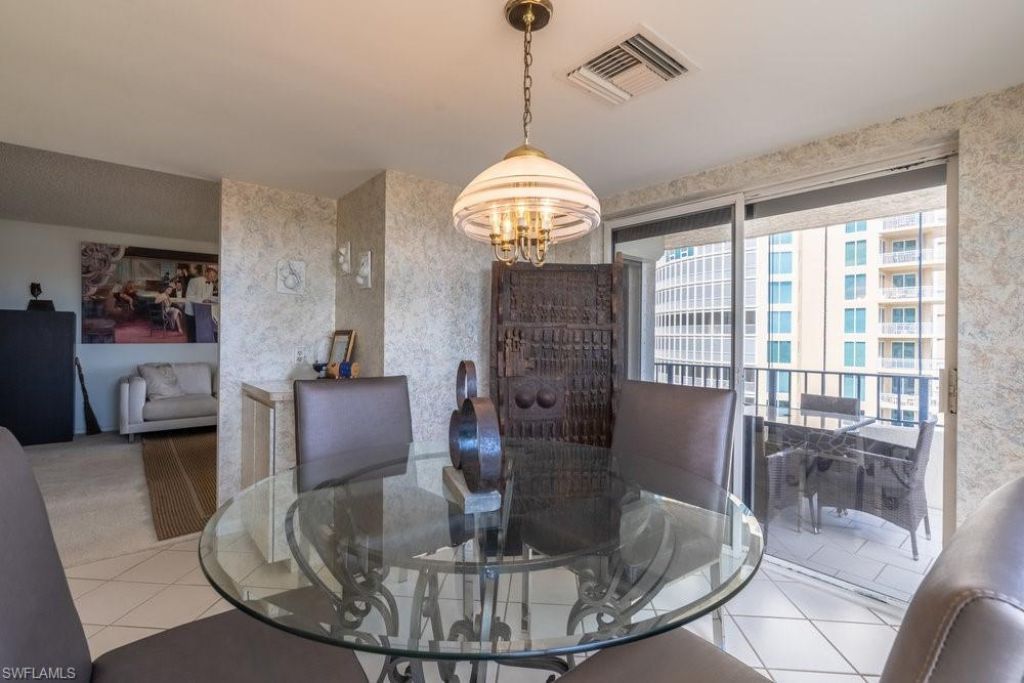 4451 Gulf Shore Blvd N, Unit 1005, Naples, FL 34103 Photo