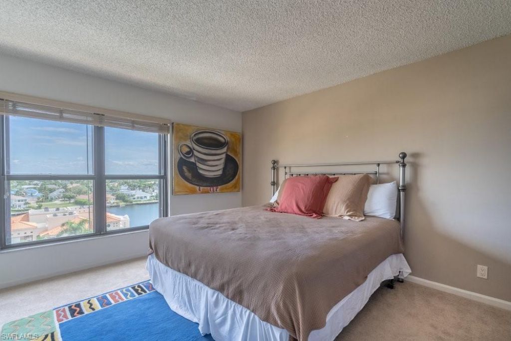 4451 Gulf Shore Blvd N, Unit 1005, Naples, FL 34103 Photo