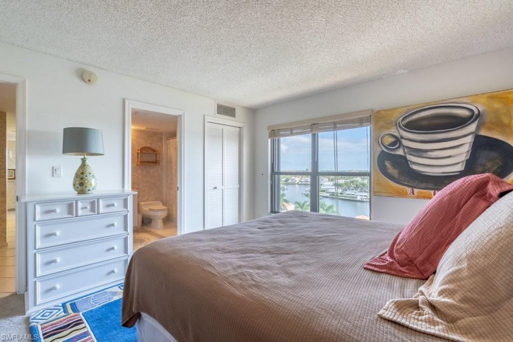 4451 Gulf Shore Blvd N, Unit 1005, Naples, FL 34103 Photo