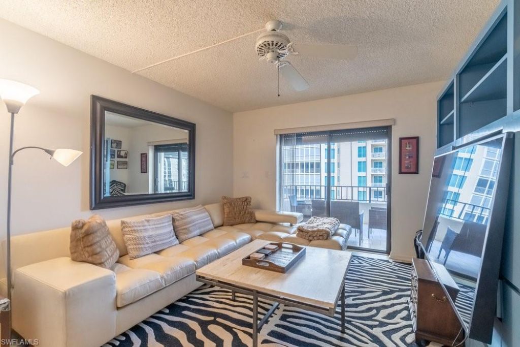 4451 Gulf Shore Blvd N, Unit 1005, Naples, FL 34103 Photo