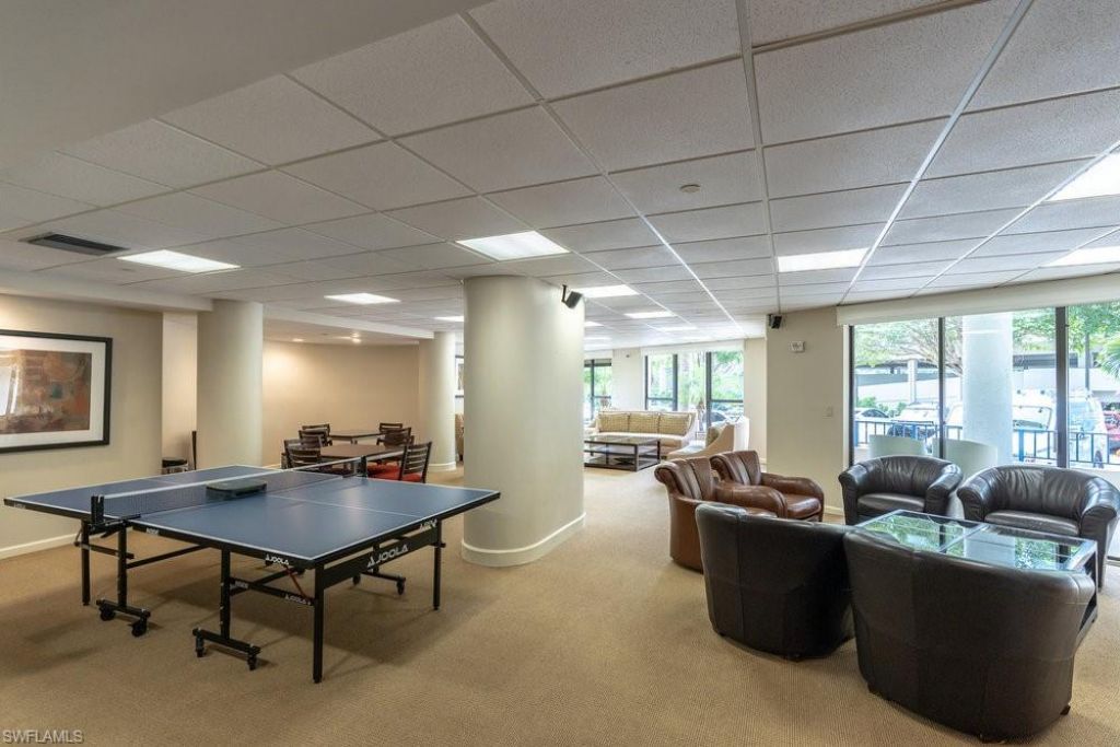 4451 Gulf Shore Blvd N, Unit 1005, Naples, FL 34103 Photo