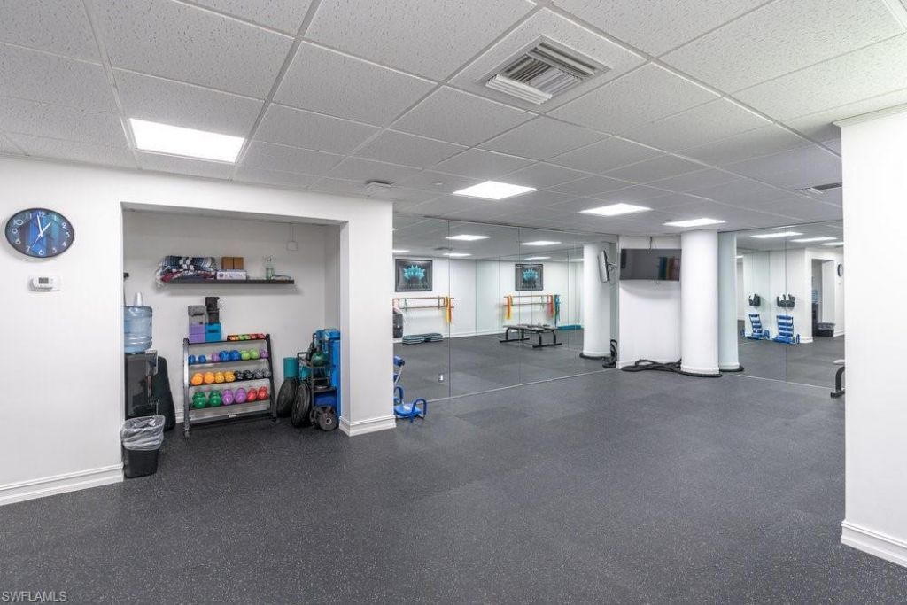 4451 Gulf Shore Blvd N, Unit 1005, Naples, FL 34103 Photo