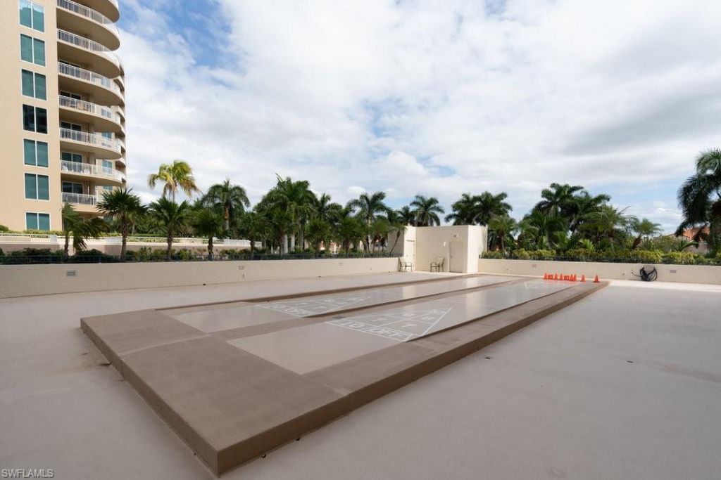 4451 Gulf Shore Blvd N, Unit 1005, Naples, FL 34103 Photo