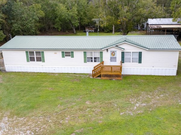 17824 NE 143 Terrace, Waldo, FL 32694