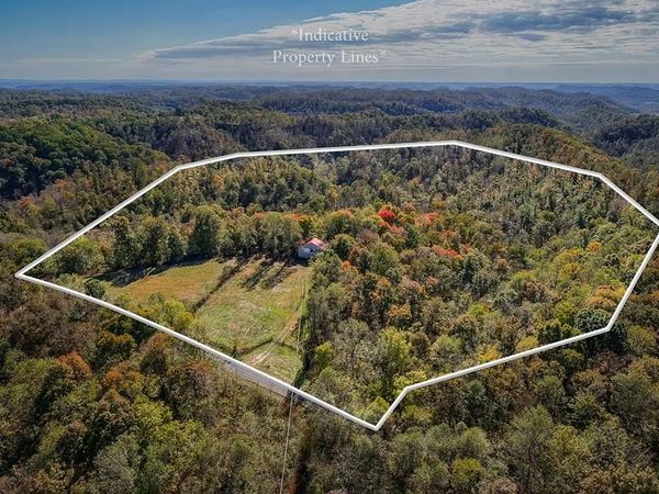1749 Haydenburg Rd, Whitleyville, TN 38588