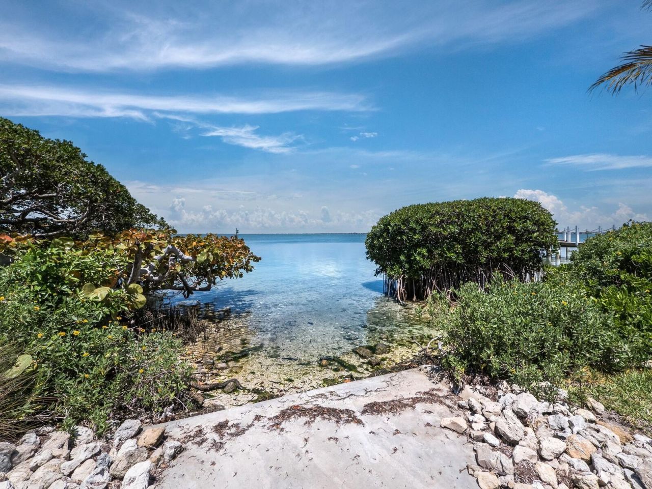 340 Gulf Of Mexico Drive, Unit 112, Longboat Key, FL 34228 Photo