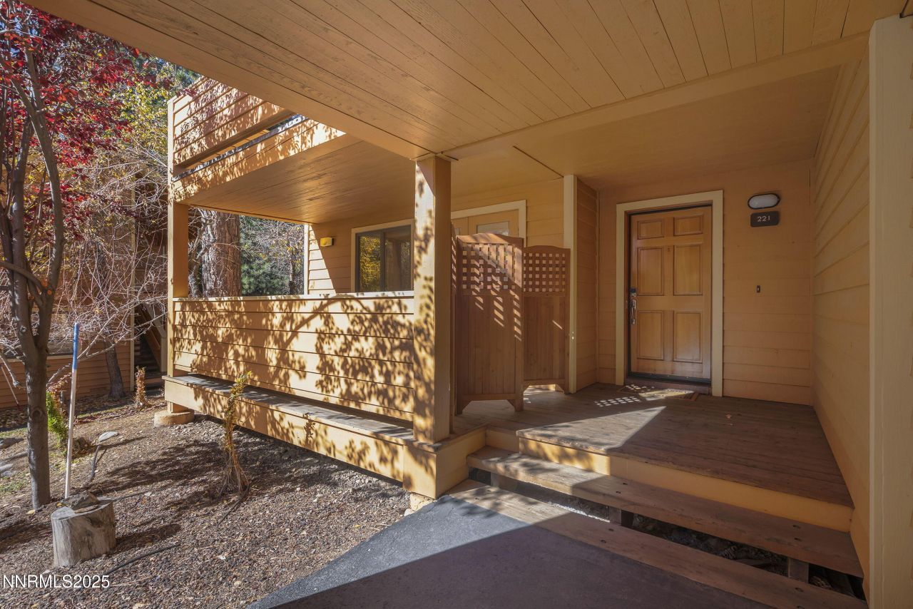 939 Incline Way, Unit 221, Incline Village, NV 89451 Photo