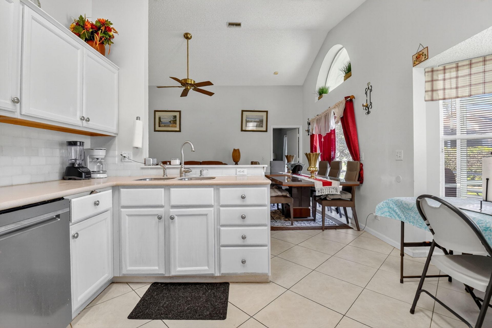 412 Trotters Lane, Greenacres, FL 33413 Photo