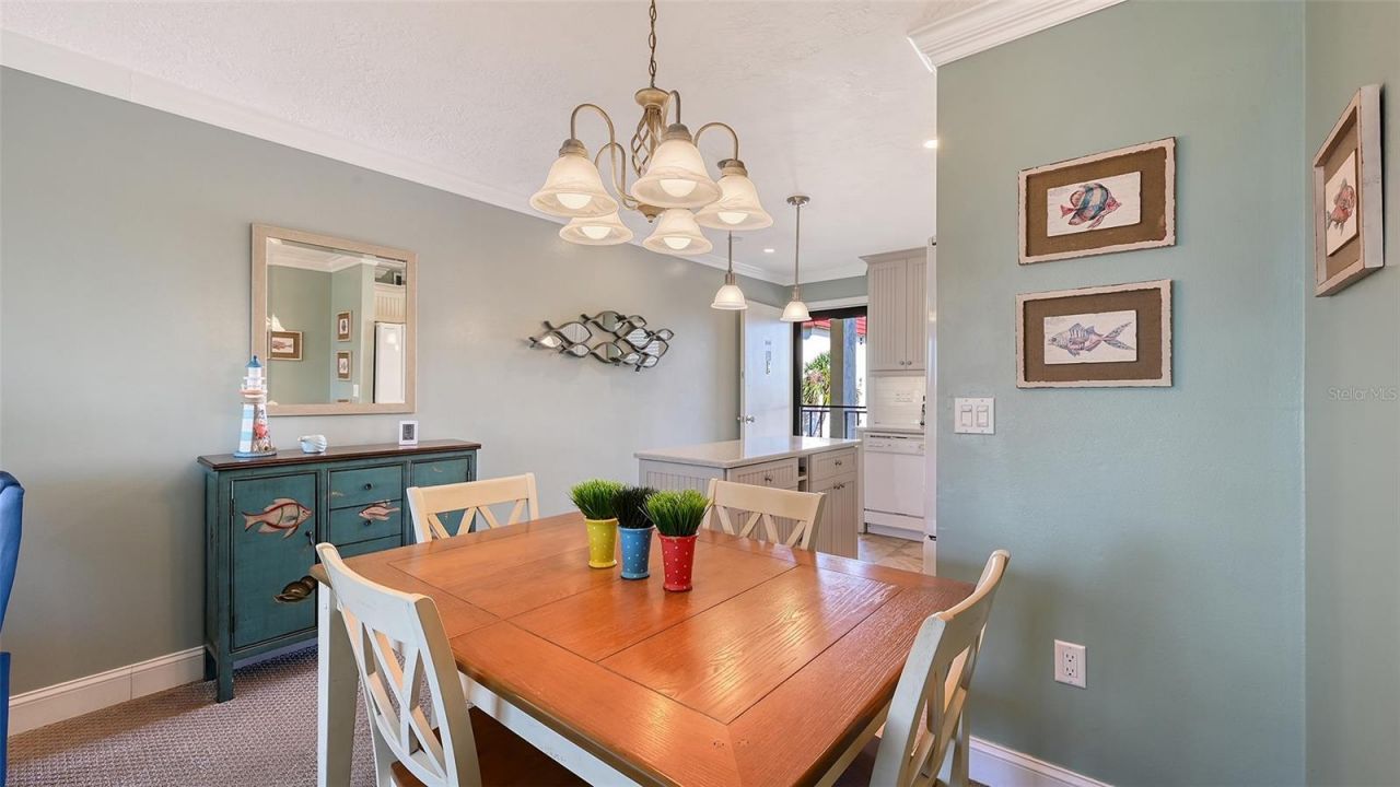 925 Beach Road, Unit 311, Sarasota, FL 34242 Photo