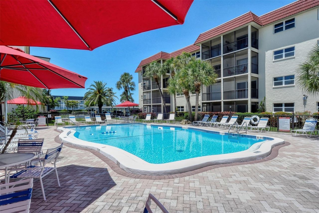 925 Beach Road, Unit 311, Sarasota, FL 34242 Photo