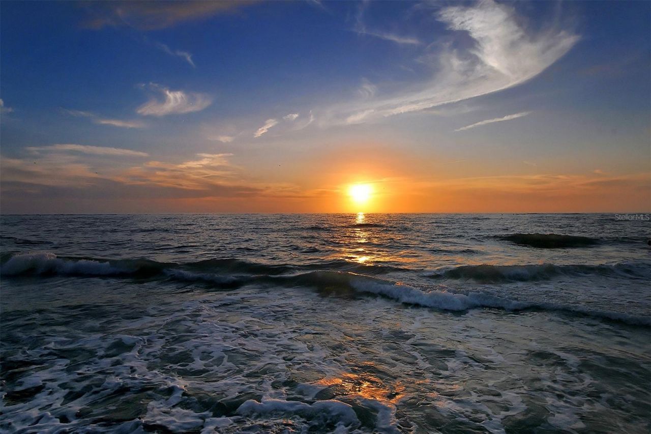 925 Beach Road, Unit 311, Sarasota, FL 34242 Photo