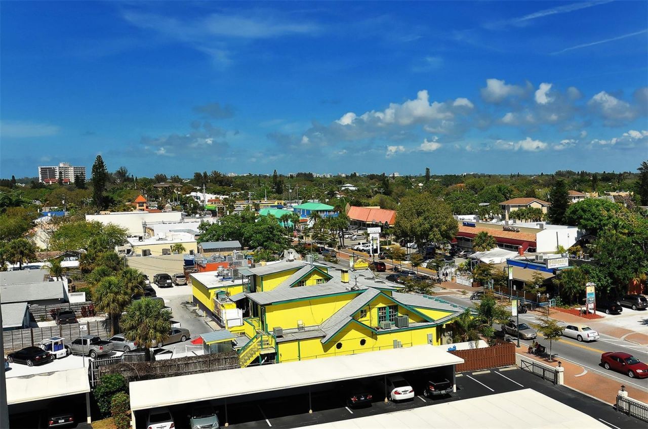 925 Beach Road, Unit 311, Sarasota, FL 34242 Photo