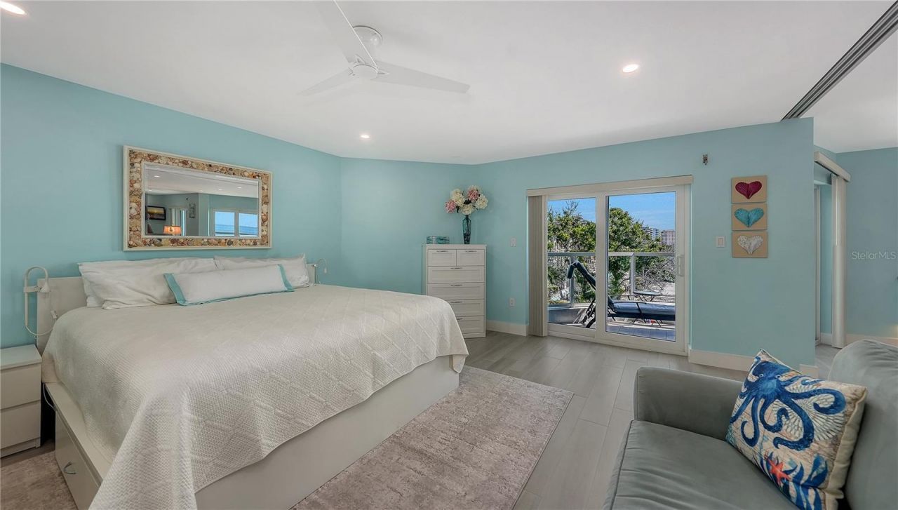 1000 Longboat Club Road, Unit 402, Longboat Key, FL 34228 Photo