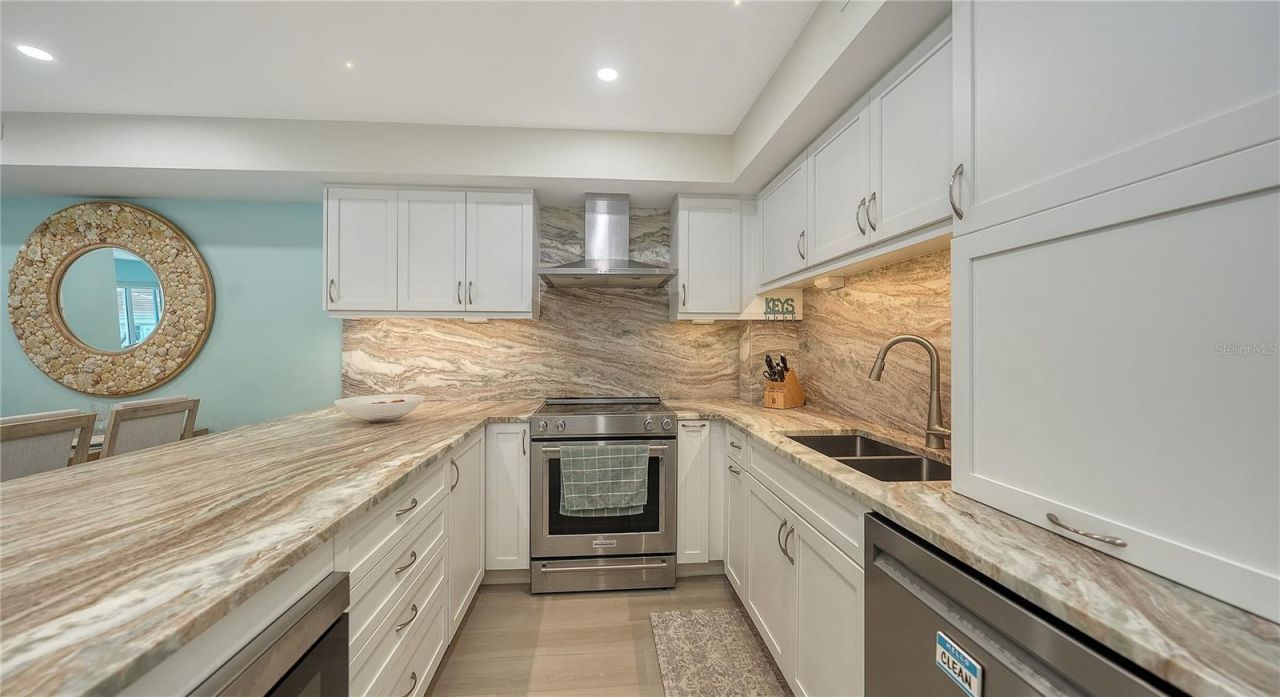 1000 Longboat Club Road, Unit 402, Longboat Key, FL 34228 Photo