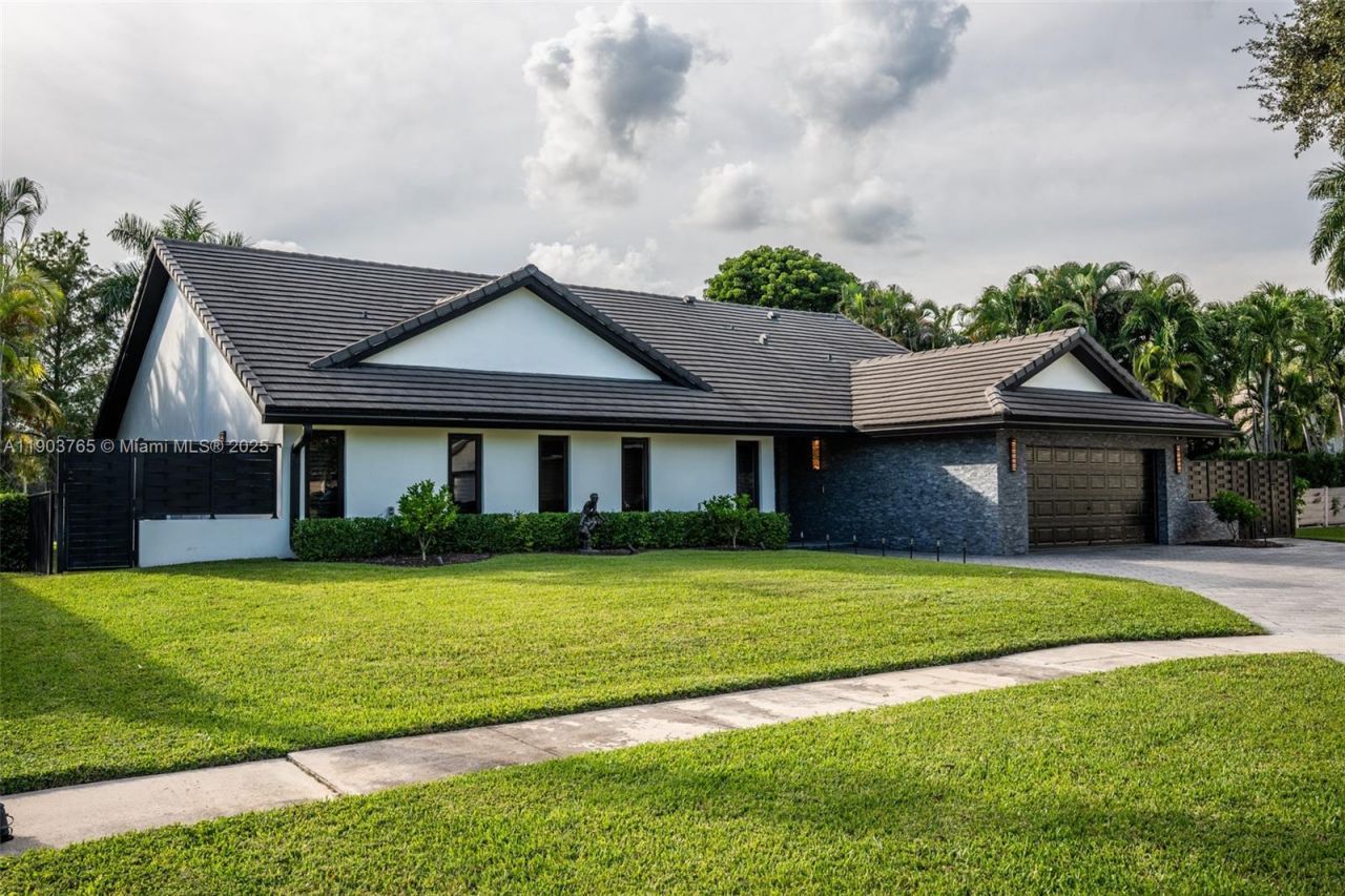 61 NW 128th Ave, Plantation, FL 33325 Photo